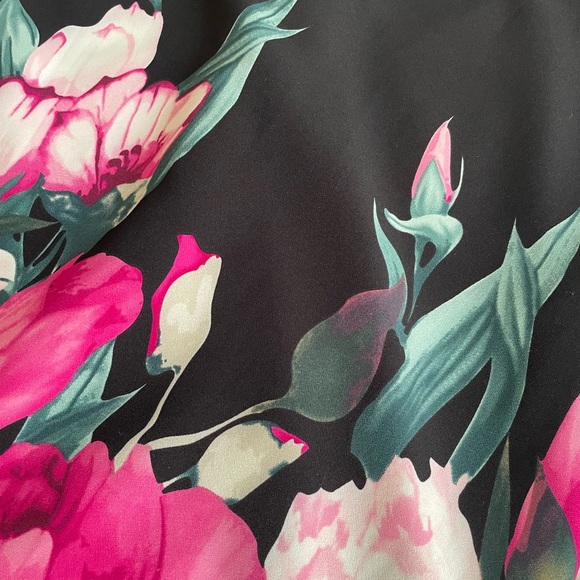 Suzy Shier Dress - Picture 6 of 6